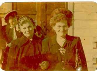 tn_bothgrandmothers1950.jpg